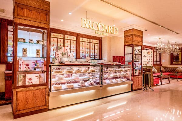 Brodard- nơi hương vị là một phần di sản của Sài Gòn_5ec0adaf2f635.jpeg