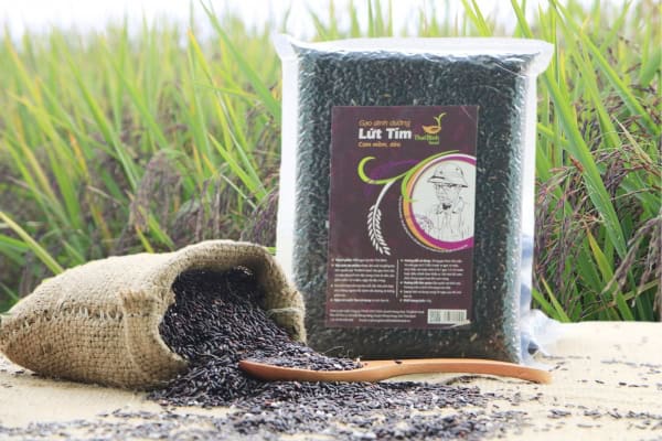 Tuyệt chiêu nấu cơm gạo lứt không cần ngâm mà vẫn dẻo ngọt_5eec2ed300144.jpeg