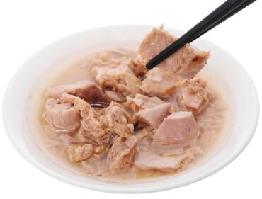 chế biến cá ngừ ngâm dầu